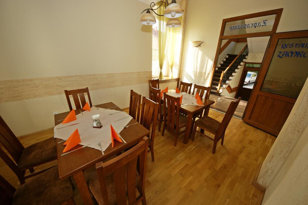 Hotel Zamkowy Слупск Екстериор снимка