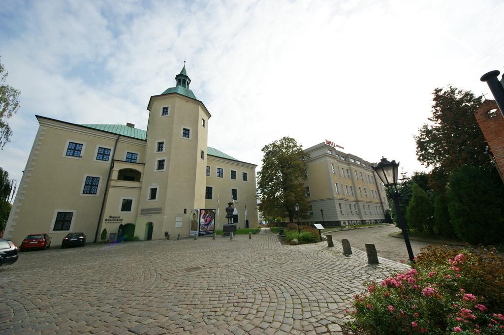 Hotel Zamkowy Слупск Екстериор снимка